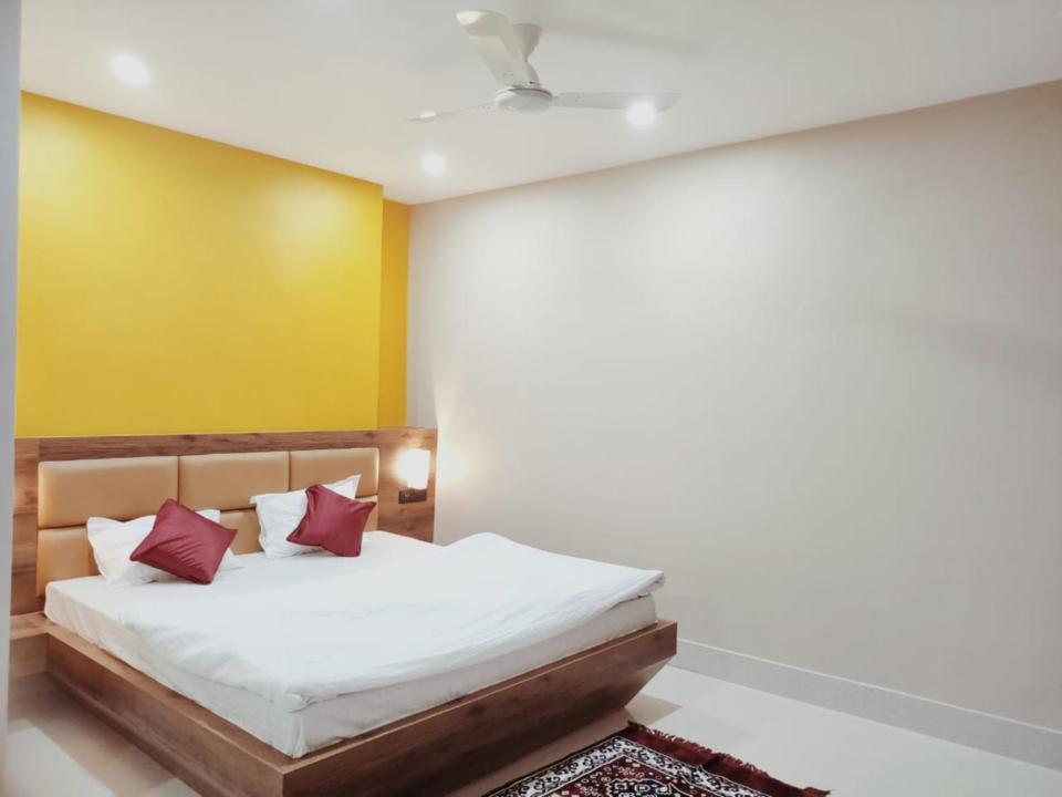 Hotel Vaishnavi Near Baba Dham Temple Deoghar Kültér fotó