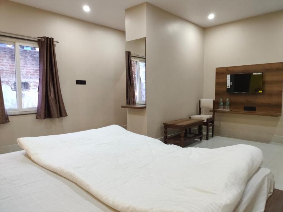Hotel Vaishnavi Near Baba Dham Temple Deoghar Kültér fotó