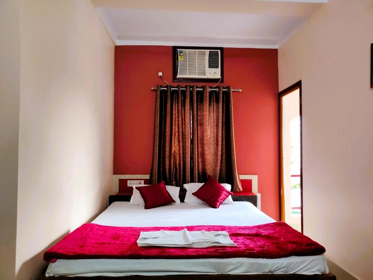 Hotel Vaishnavi Near Baba Dham Temple Deoghar Kültér fotó